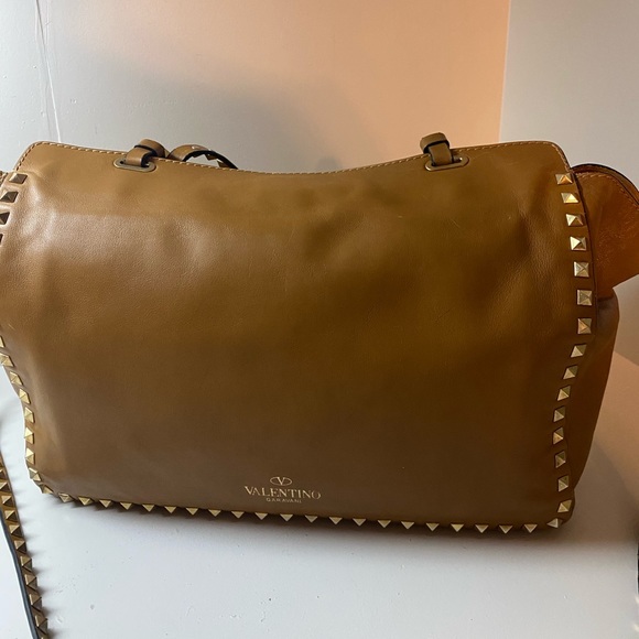 Valentino rockstud tote - Picture 2 of 9
